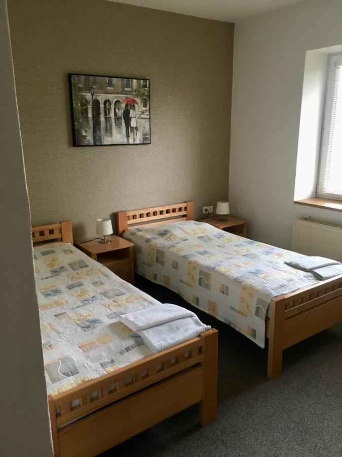 Hotel Dynamic Nova Dubnica Экстерьер фото