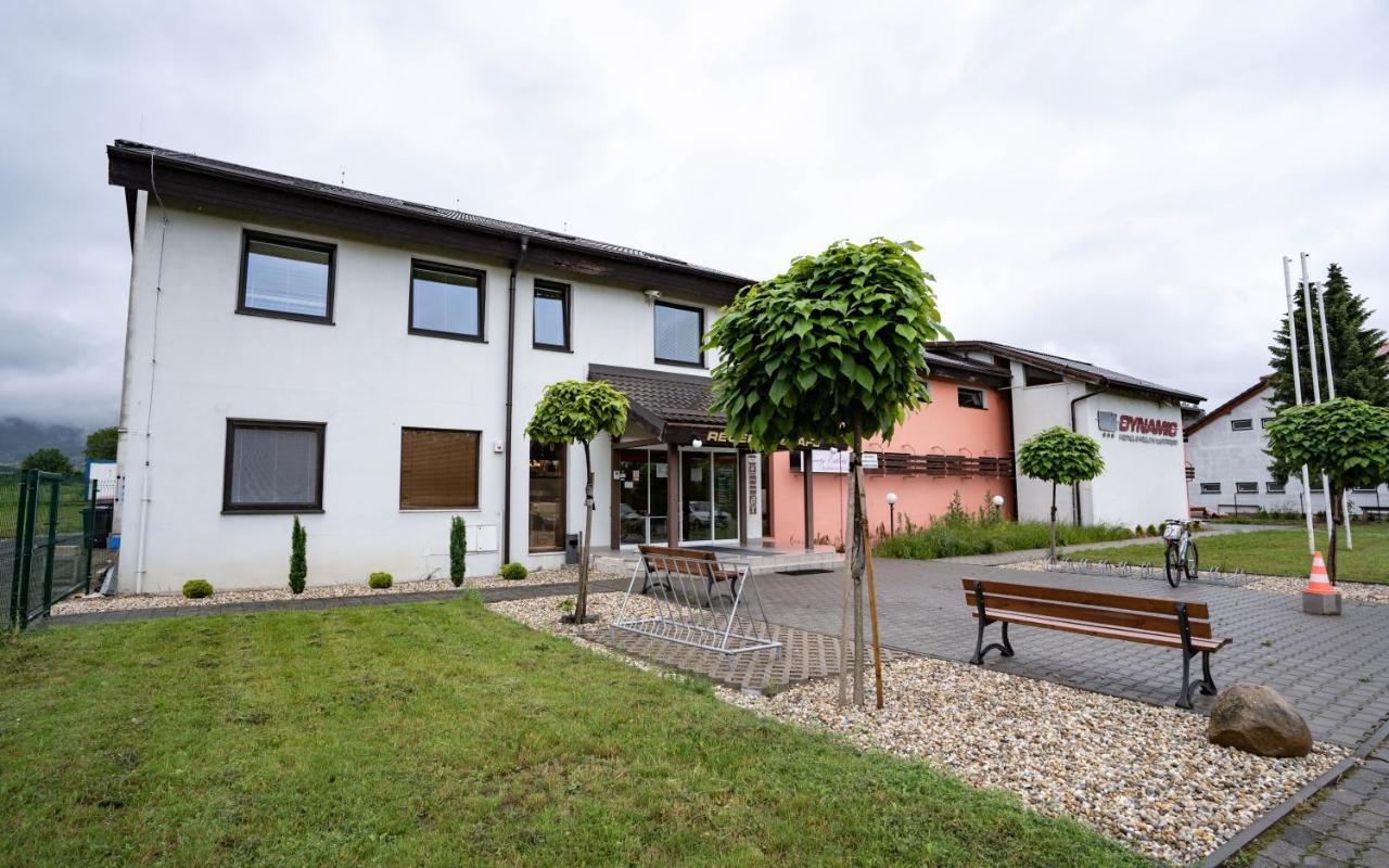 Hotel Dynamic Nova Dubnica Экстерьер фото