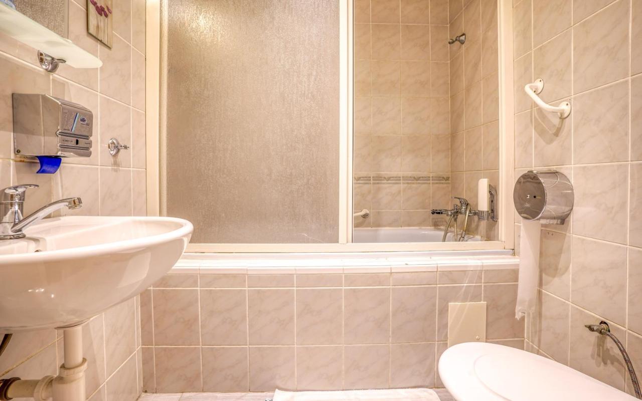 Hotel Dynamic Nova Dubnica Экстерьер фото